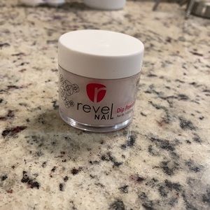 Revel Dip Powder - D233 Runway